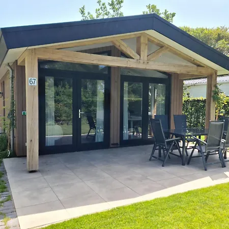 Bungalowpark Mooyeveld * Egmond-Binnen