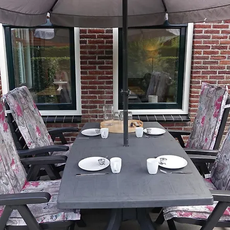 Bungalowpark Mooyeveld منتزه العطل *