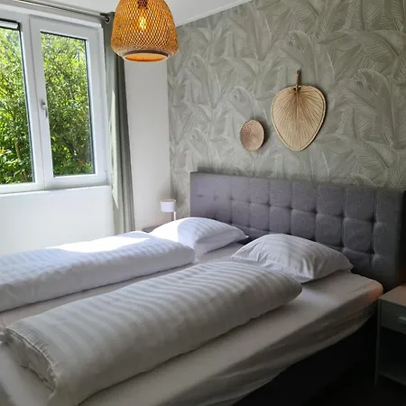 Bungalowpark Mooyeveld אחמונד-בינן