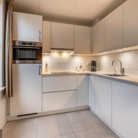 Bungalowpark Mooyeveld * إيجموند-بينن