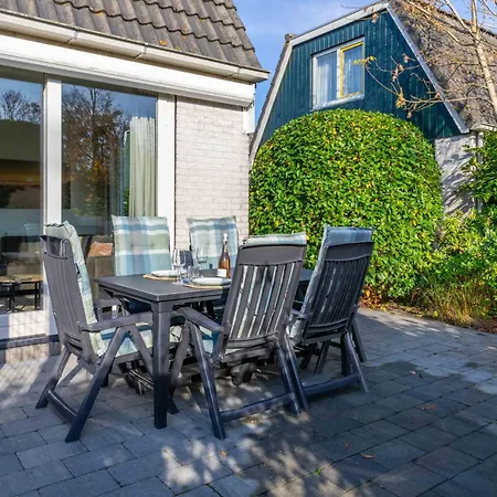 Holiday park Bungalowpark Mooyeveld Egmond-Binnen