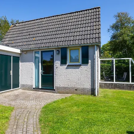 Holiday park Bungalowpark Mooyeveld