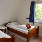 Bungalowpark Mooyeveld * Эгмонд-Биннен